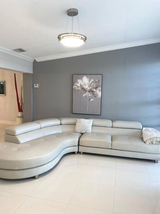 Modern Miami Oversized 3 Bedroom In Central Location Zewnętrze zdjęcie